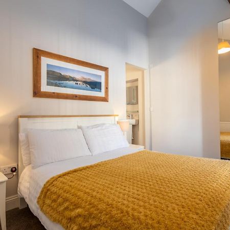 Brampton Holiday Homes - The Mews Apartment Ngoại thất bức ảnh